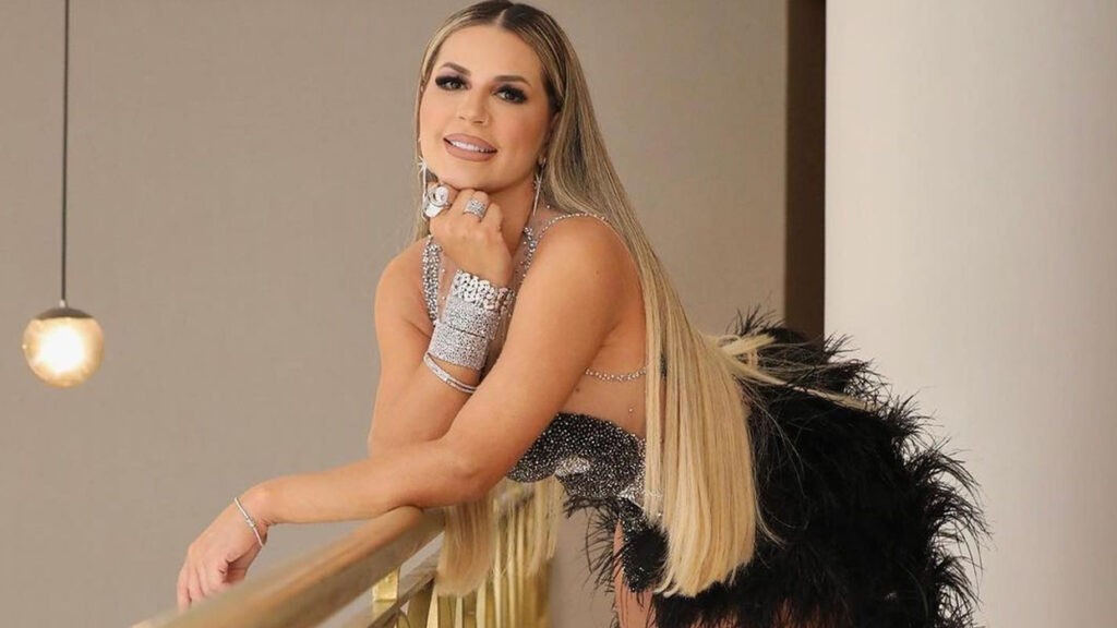 Web Elege Foto Mais Sensual De Deolane Bezerra Nas Redes Sociais Miss