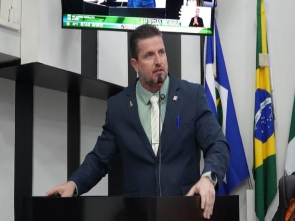 Associação LGBTQIA+ e Defensoria Pública acionam vereador Ranalli na justiça e pedem indenização de R$ 400 mil