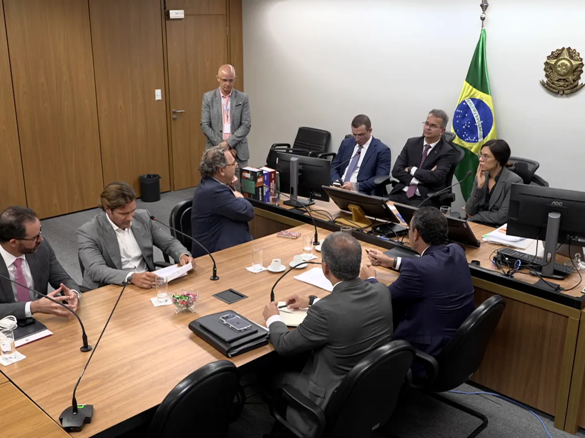 Vorcaro nega favorecimento político e afirma que prisão comprova falta de influência em negociação com BRB