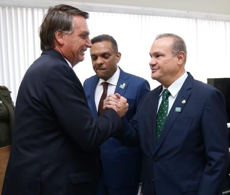 Bolsonaro pede autorização ao STF para tratar de pré-candidatura de Wellington Fagundes