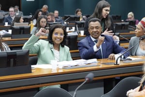Gisela consegue emplacar PEC da Reparação Econômica e Promoção da Igualdade Racial na Câmara Federal