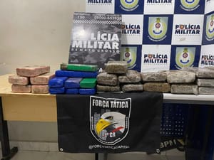 Força Tática prende duas mulheres com 28 tabletes de drogas em Cuiabá
