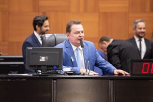 ALMT antecipa 13º e movimenta quase R$ 50 milhões na economia de MT