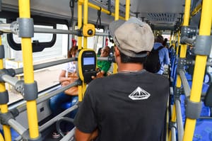 Prefeitura mantém ônibus grátis até 23h59 desta sexta e retoma no domingo