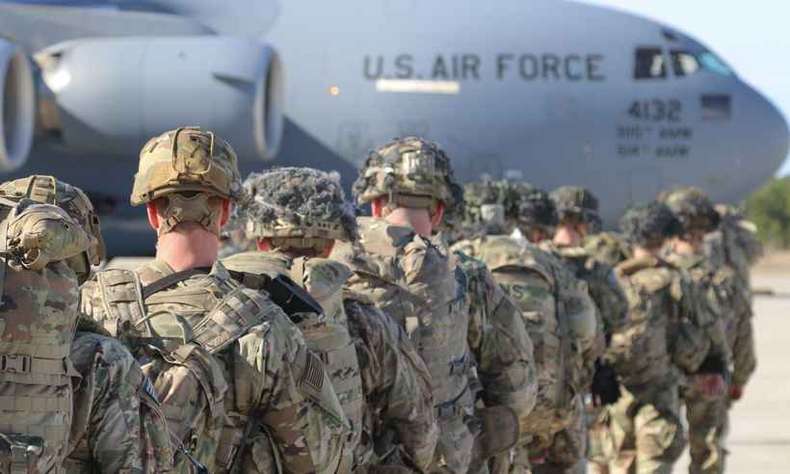 Decreto autoriza a presença temporária de forças militares dos EUA