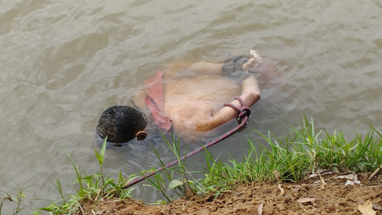 VÍDEO Corpo é encontrado boiando com mãos amarradas em VG Mato Grosso Mais Notícias de